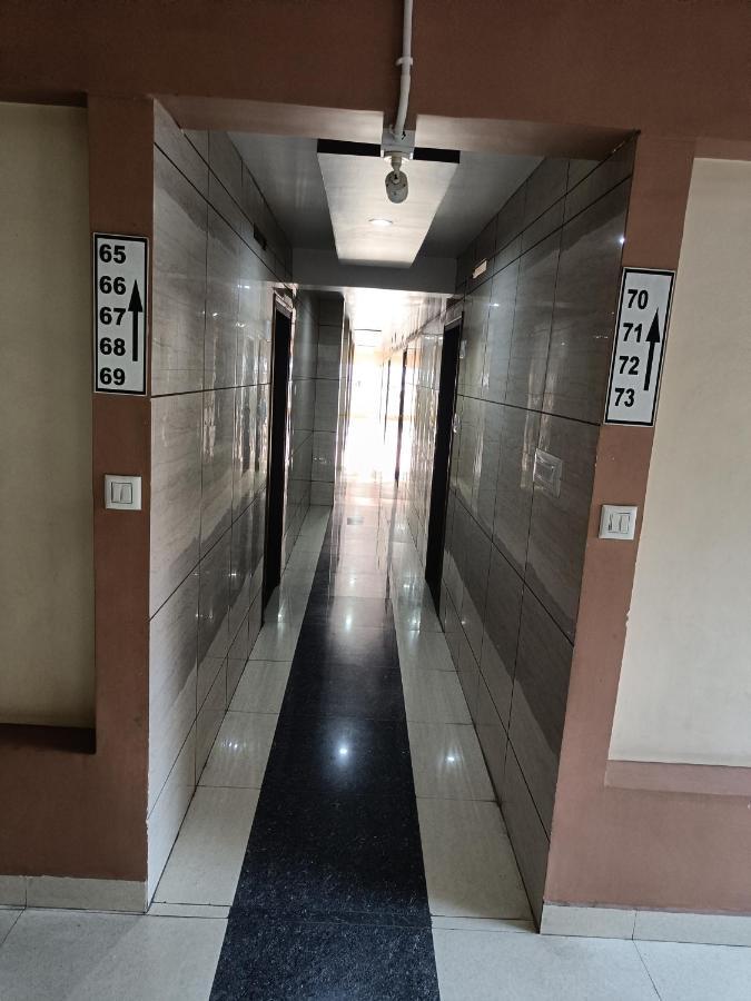 Sri Vishnu Krupa Lodging Belur  エクステリア 写真