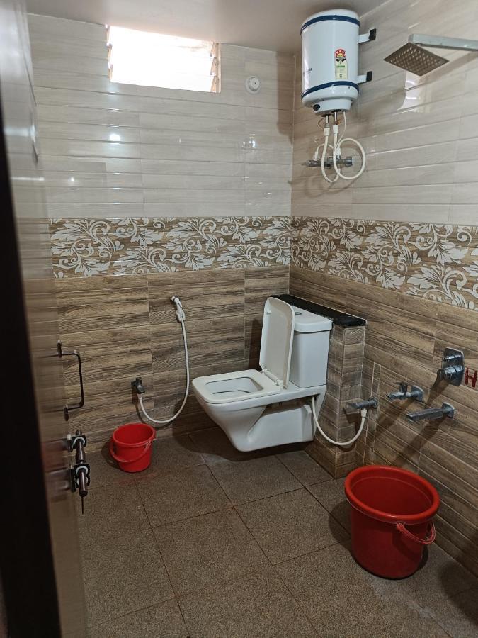 Sri Vishnu Krupa Lodging Belur  エクステリア 写真